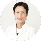 人物画像：松村 圭子 先生